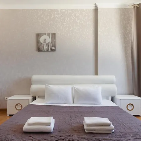 Apartmán с двумя спальнями в центре города