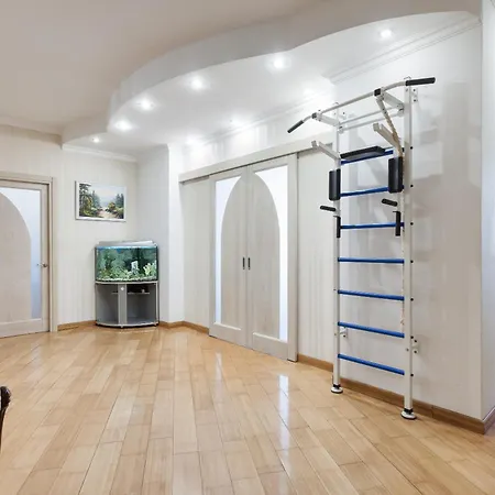 Appartement с двумя спальнями в центре города Odessa