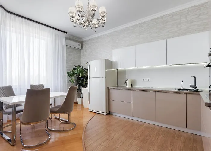 Appartement с двумя спальнями в центре города Odessa